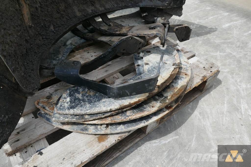 CAT 140M Fender set Transport - drugo