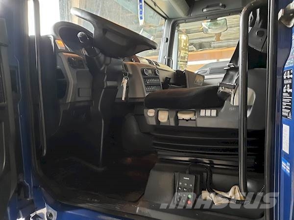 MAN TGX 26.440 Absetzkipper