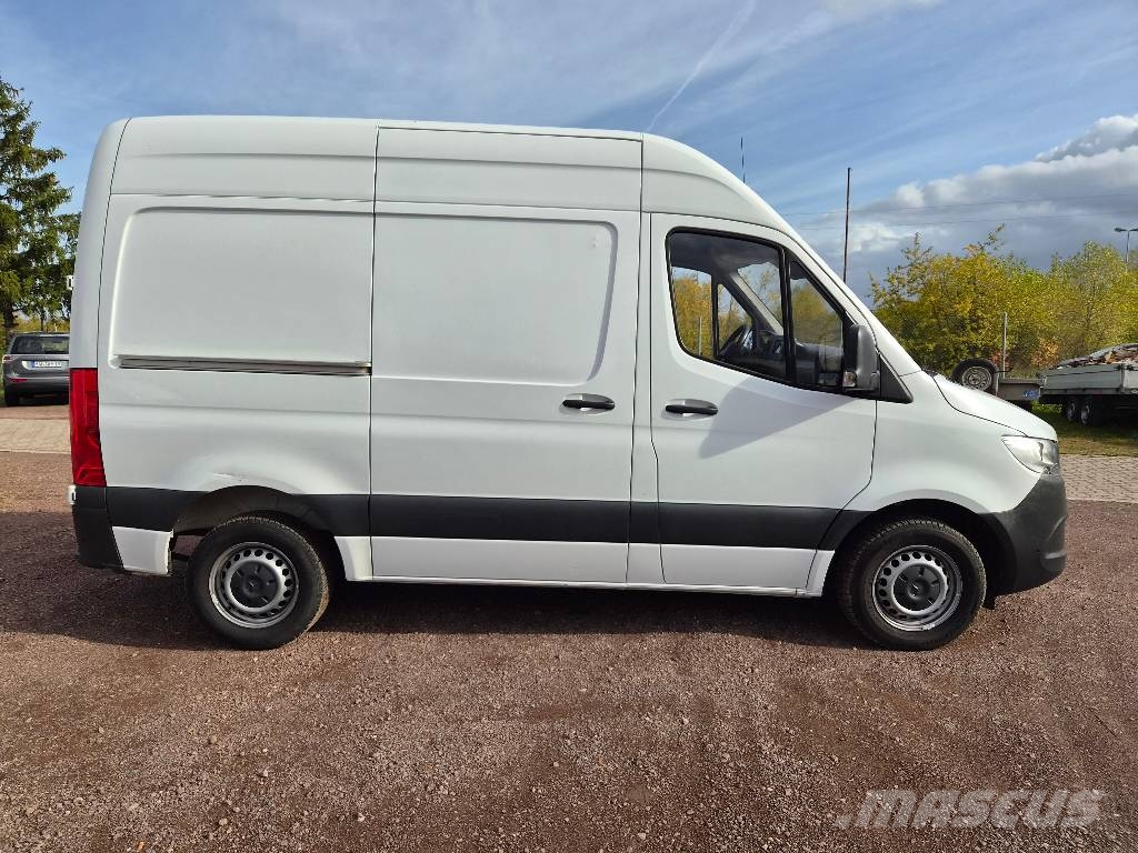Mercedes-Benz Sprinter 211 CDI L1H2 84Tkm Lätta lastbilar