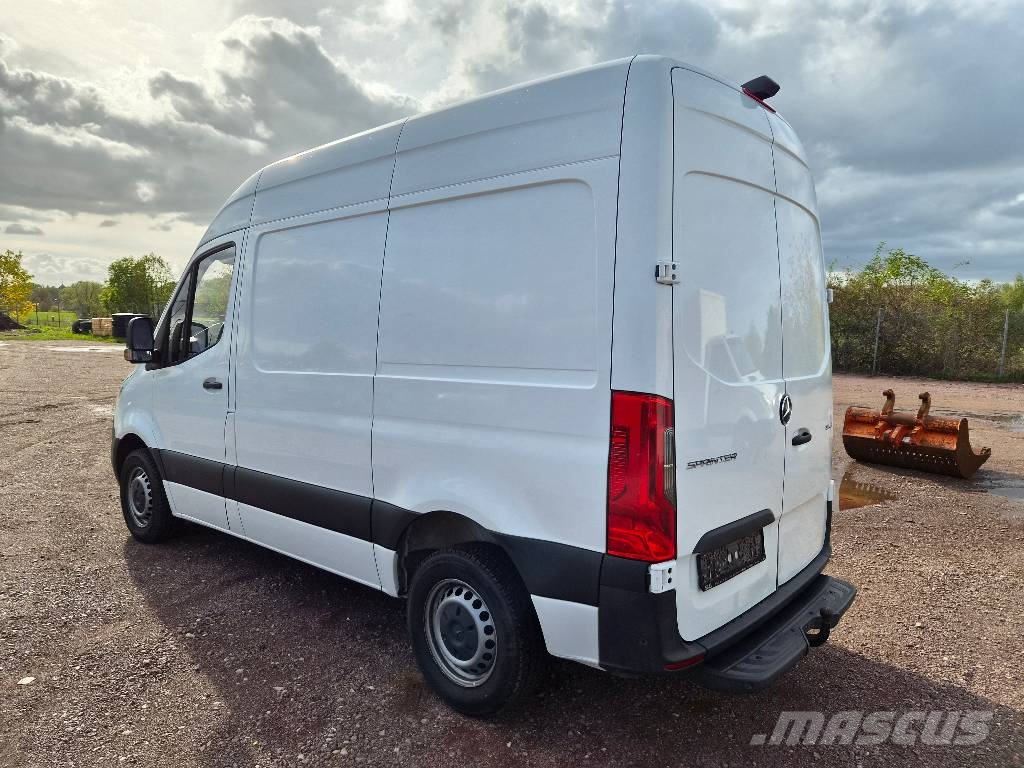 Mercedes-Benz Sprinter 211 CDI L1H2 84Tkm Lätta lastbilar