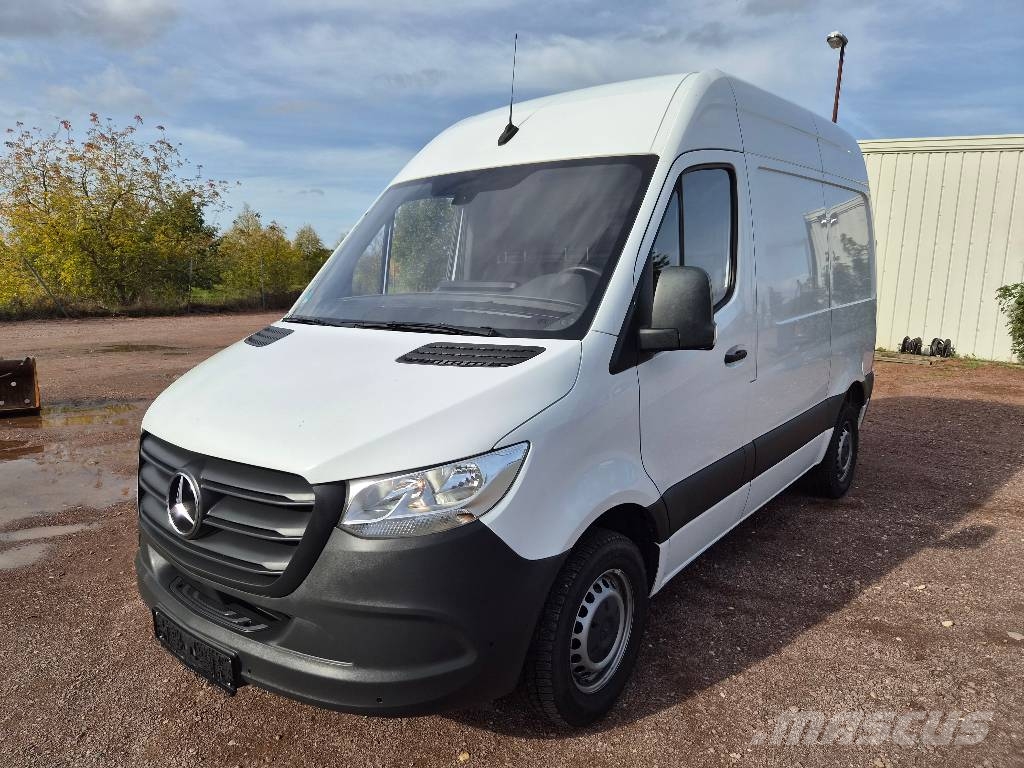 Mercedes-Benz Sprinter 211 CDI L1H2 84Tkm Lätta lastbilar