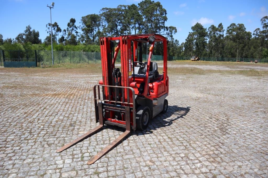 Nissan Y1D1A15Q 1300 kg Dieselové vozíky