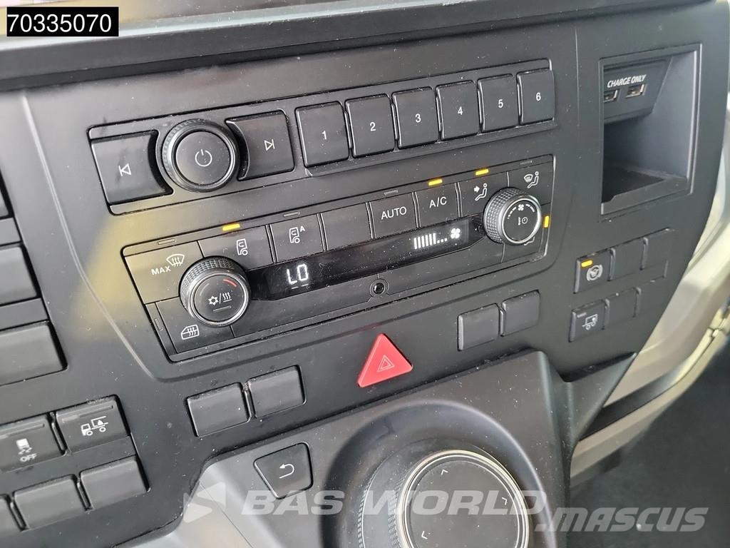 MAN TGX 18.470 4X2 GM Mega Retarder Standklima ACC Nav وحدات الجر