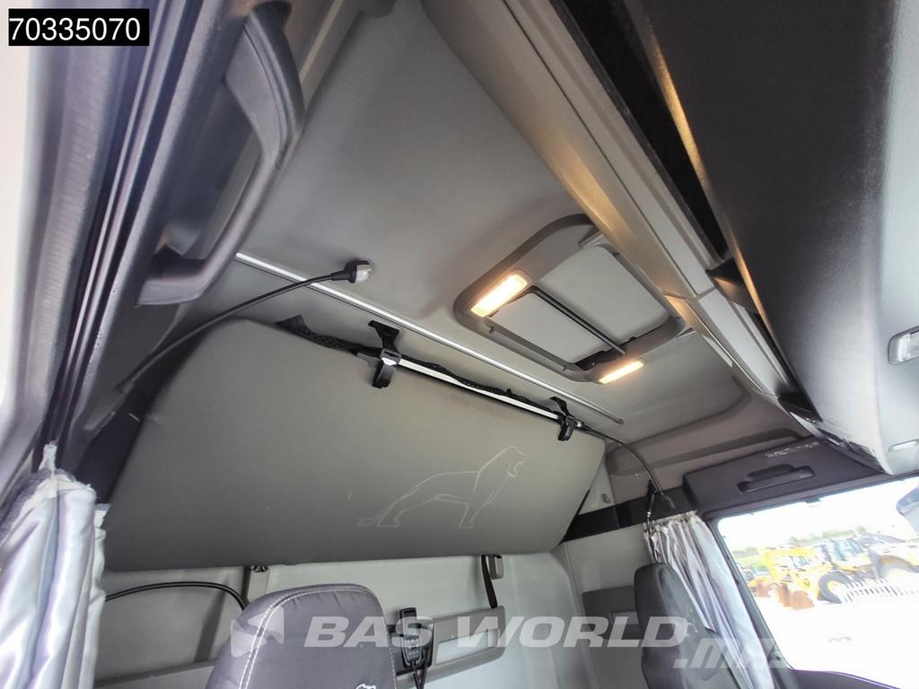MAN TGX 18.470 4X2 GM Mega Retarder Standklima ACC Nav وحدات الجر