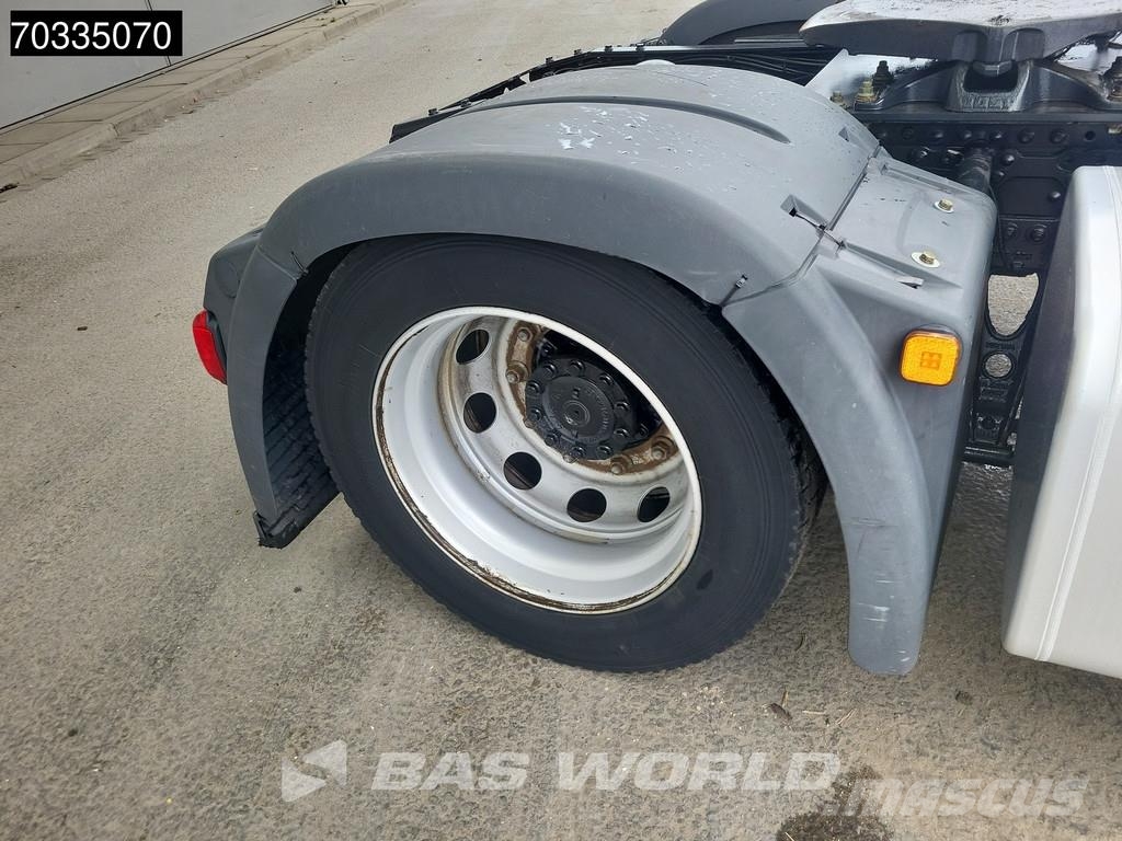 MAN TGX 18.470 4X2 GM Mega Retarder Standklima ACC Nav وحدات الجر