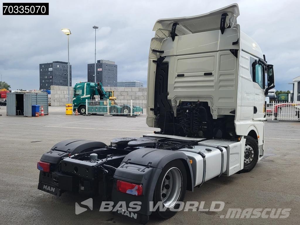 MAN TGX 18.470 4X2 GM Mega Retarder Standklima ACC Nav 中古トラクターヘッド | トレーラーヘッド