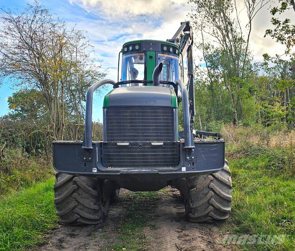 John Deere 1170G Timber Harvester/H414 Head حصادات