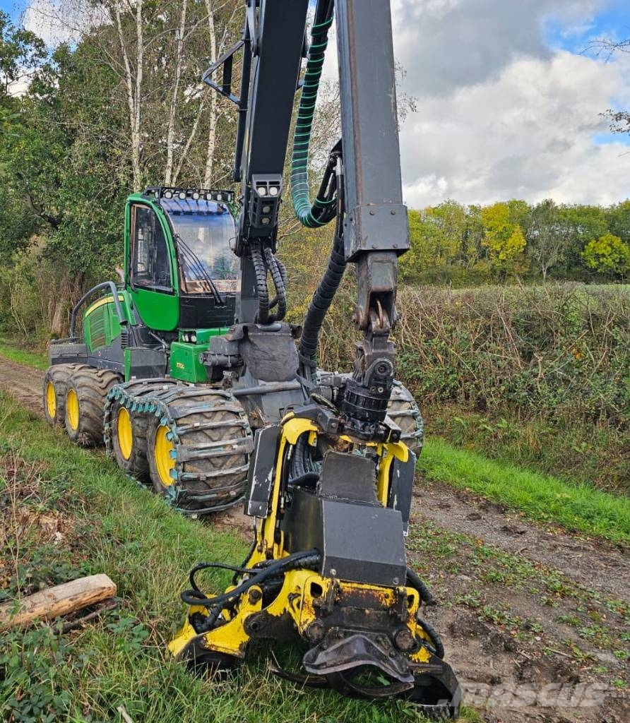 John Deere 1170G Timber Harvester/H414 Head حصادات