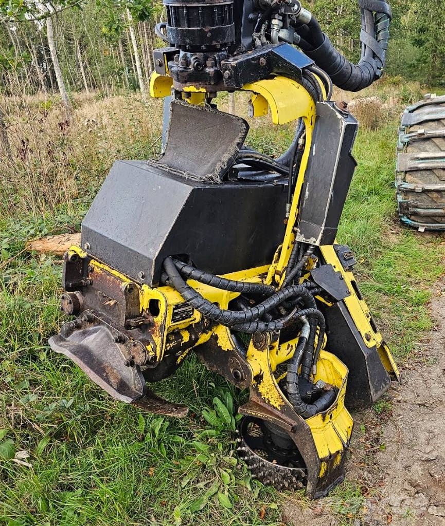 John Deere 1170G Timber Harvester/H414 Head حصادات