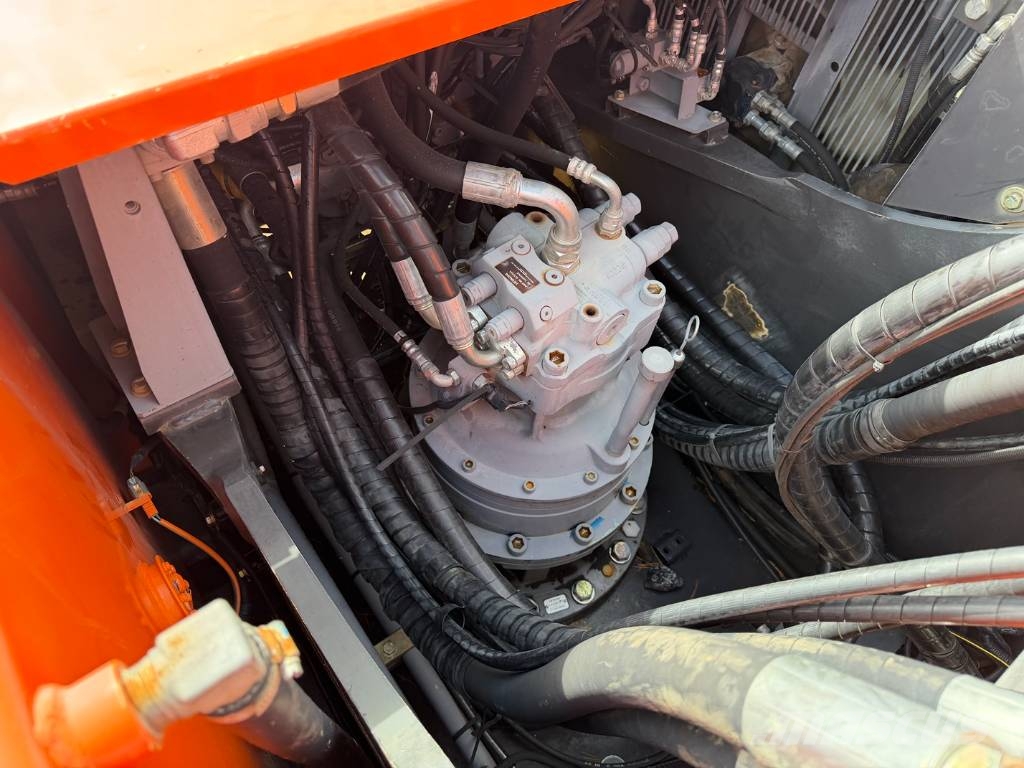Hitachi ZX 350 LC-5B Rupsgraafmachines