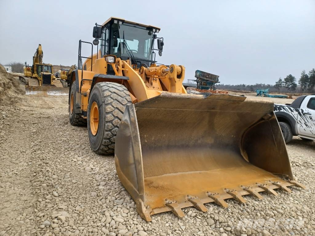 Hyundai HL 970 لوادر بعجل
