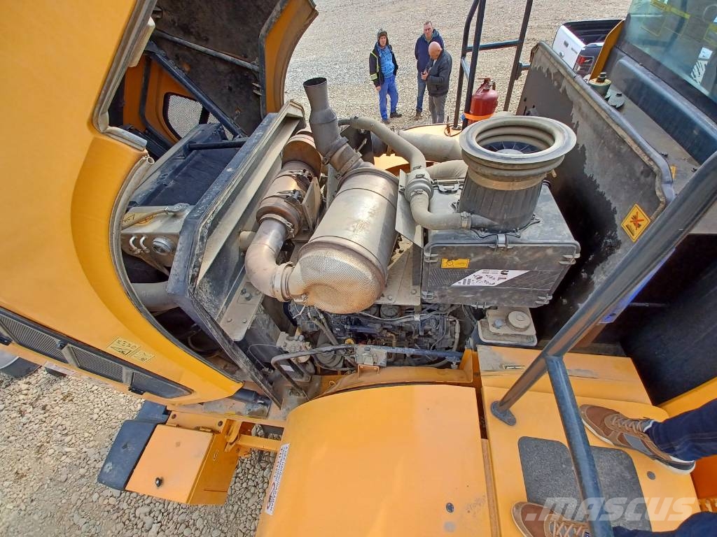 Hyundai HL 970 لوادر بعجل