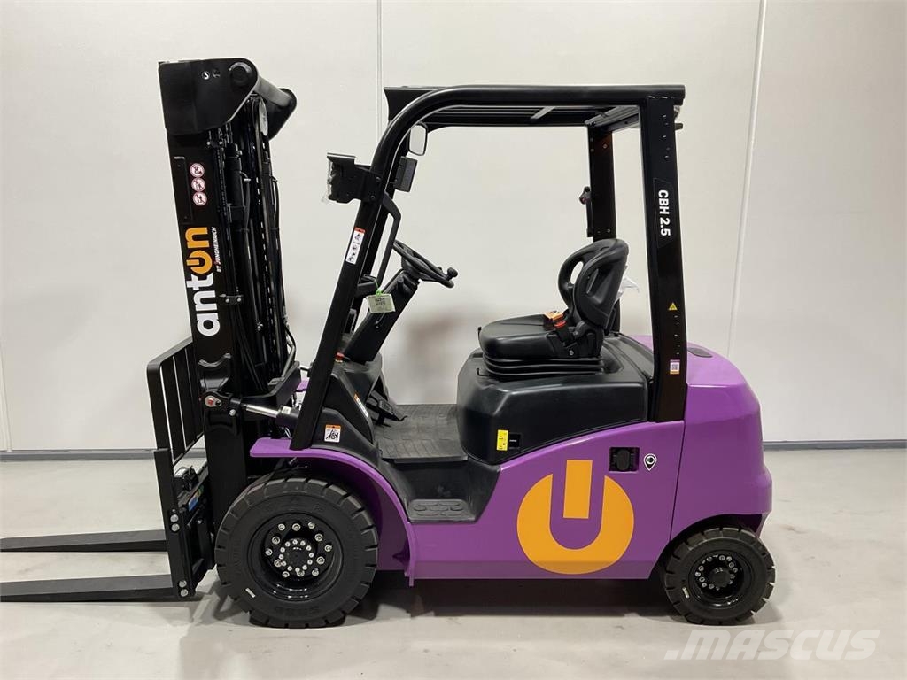  AntOn CBH 2.5 Electric forklifts
