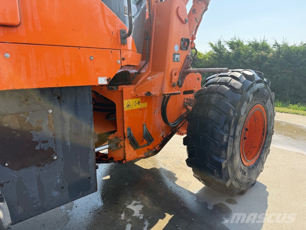 Doosan DL 250-3 Pyöräkuormaajat