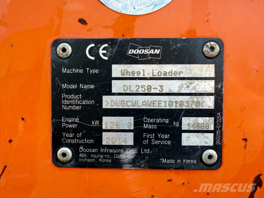 Doosan DL 250-3 Pyöräkuormaajat