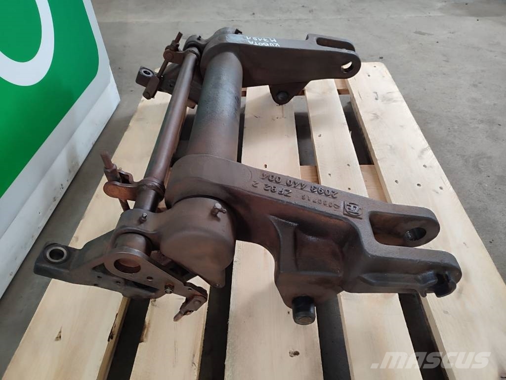 Kubota Rear linkage 2093440004 KUBOTA M7151 Chassis e suspensões