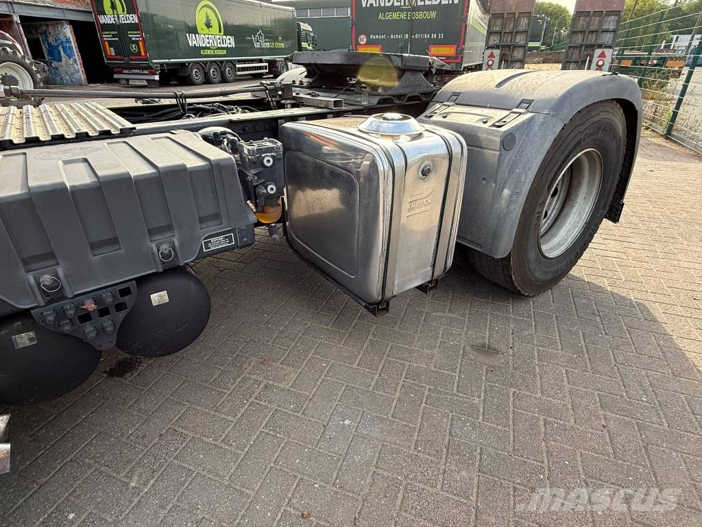 MAN TGX 14.840 Tegljači