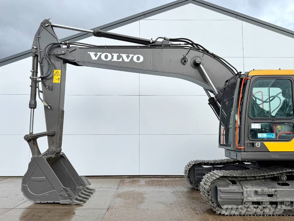 Volvo EC220D - New / Unused Crawler excavators