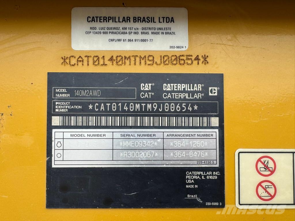 CAT 140M2 AWD Graders