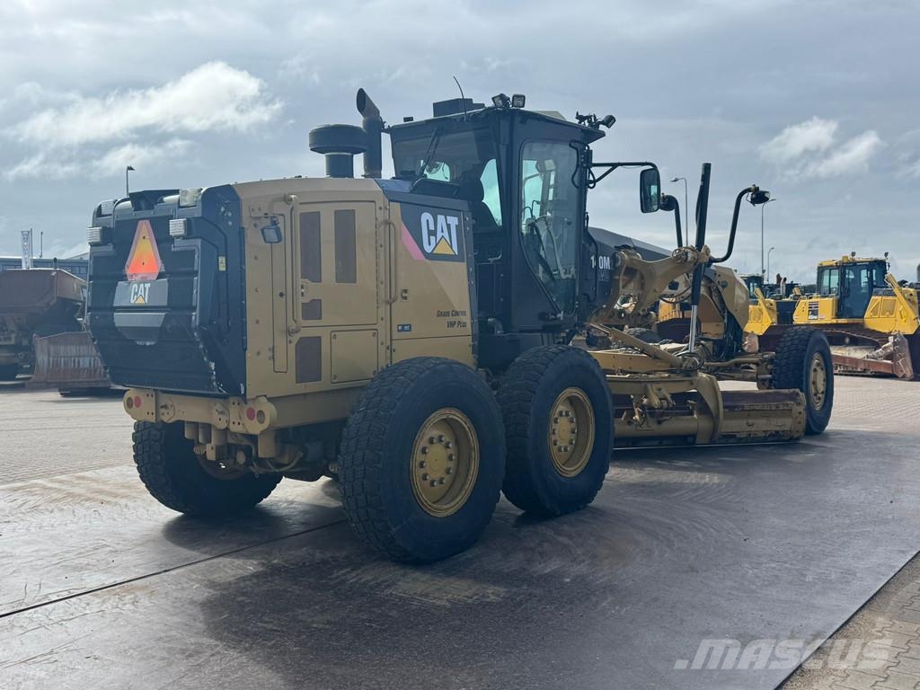 CAT 140M2 AWD Грейдери