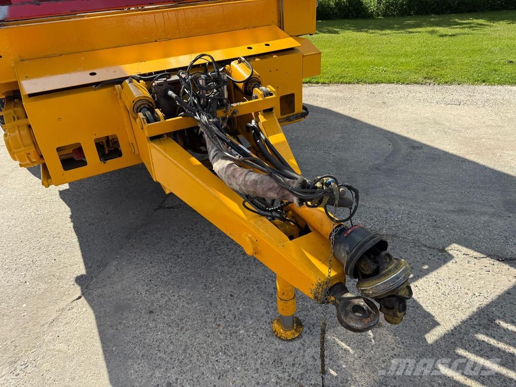 Schuitemaker RAPIDE 125 Rapide S 125 Ladewagen Opraapwagen Afde Trince semoventi