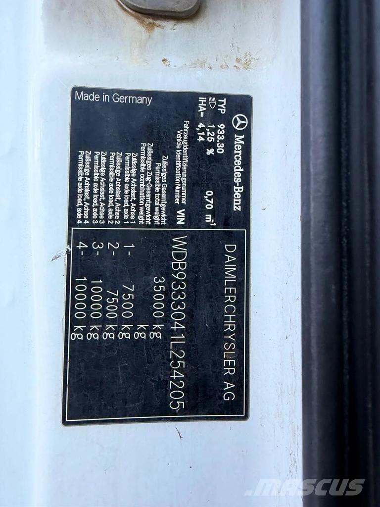 Mercedes-Benz Actros 3236 Concrete Mixer - 8x4 - EPS Gearbox - 3 Camiones hormigonera