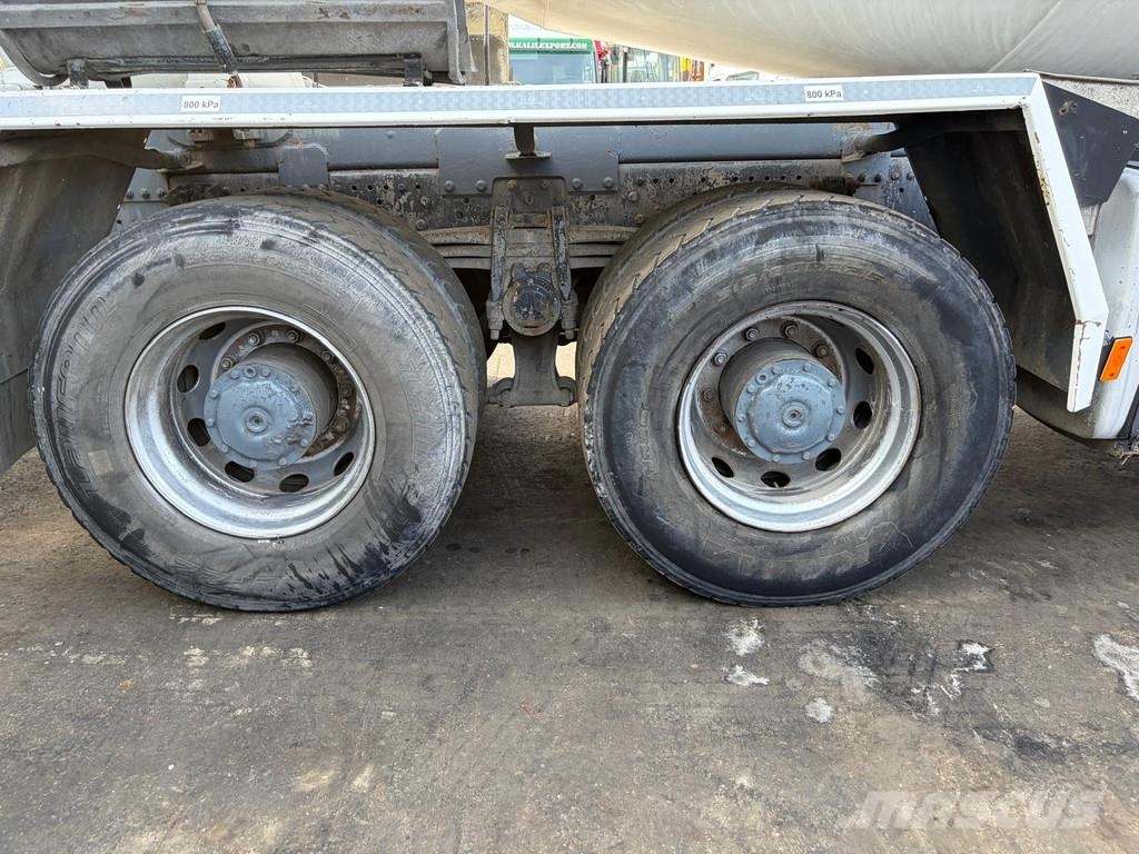 Mercedes-Benz Actros 3236 Concrete Mixer - 8x4 - EPS Gearbox - 3 Camiones hormigonera
