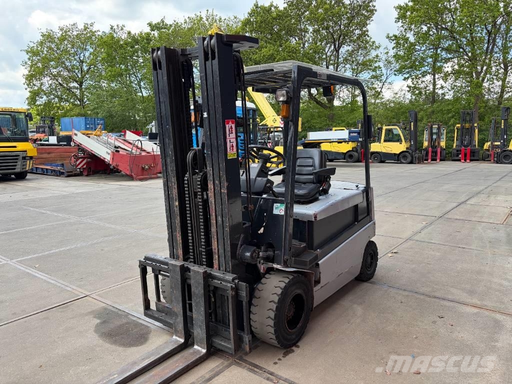 Nissan GQ02 L 30 CU Electric forklifts