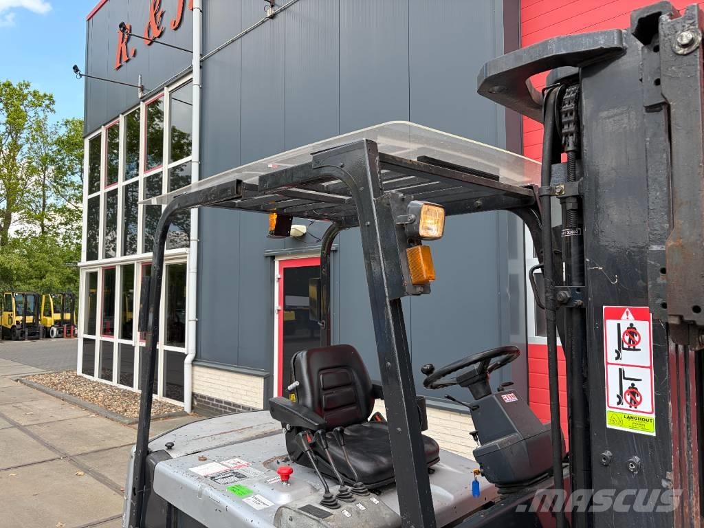 Nissan GQ02 L 30 CU Electric forklifts