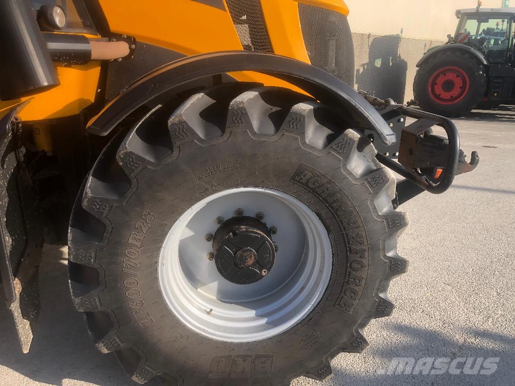 JCB FASTRAC 3230 Traktorid
