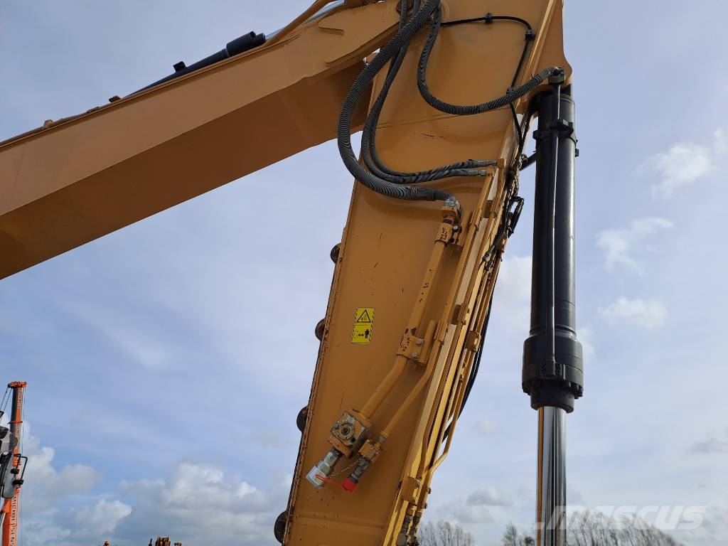 CAT 335FLCR Bageri gusjeničari