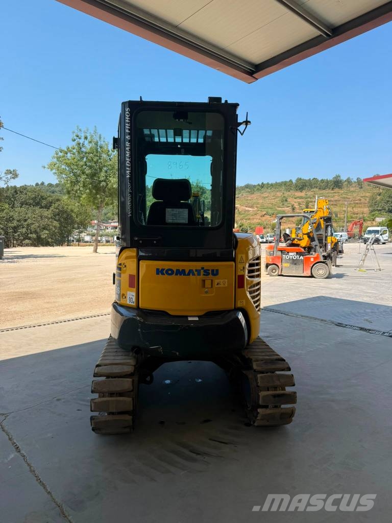 Komatsu PC 26 Minigraafmachines < 7t