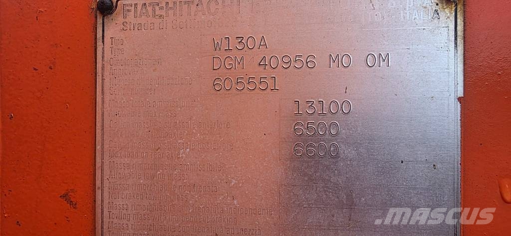 Fiat-Hitachi W 130 لوادر بعجل