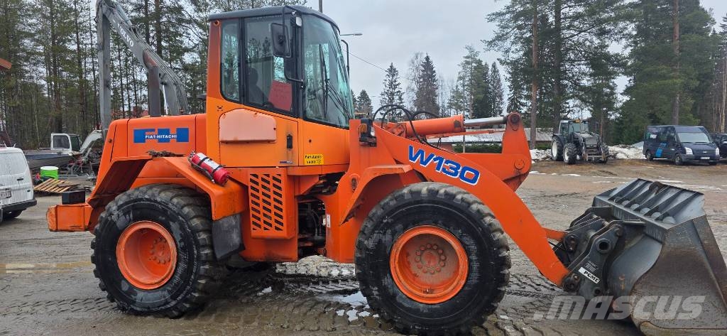 Fiat-Hitachi W 130 لوادر بعجل
