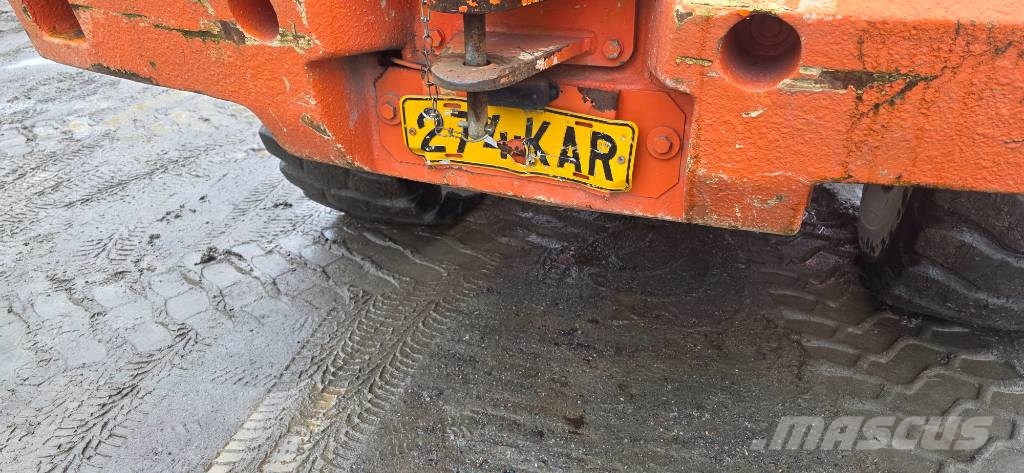 Fiat-Hitachi W 130 لوادر بعجل