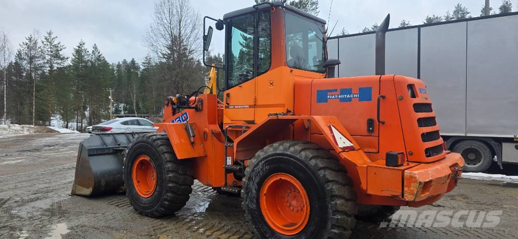 Fiat-Hitachi W 130 لوادر بعجل