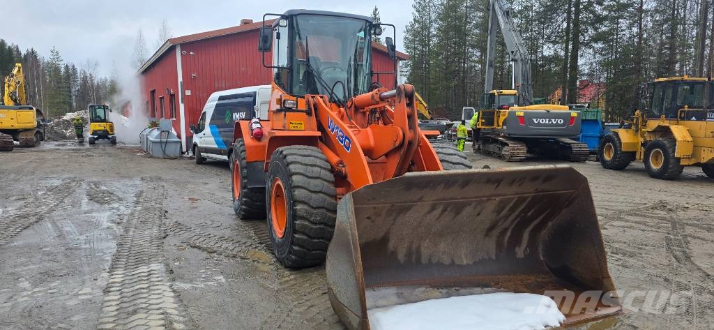 Fiat-Hitachi W 130 لوادر بعجل