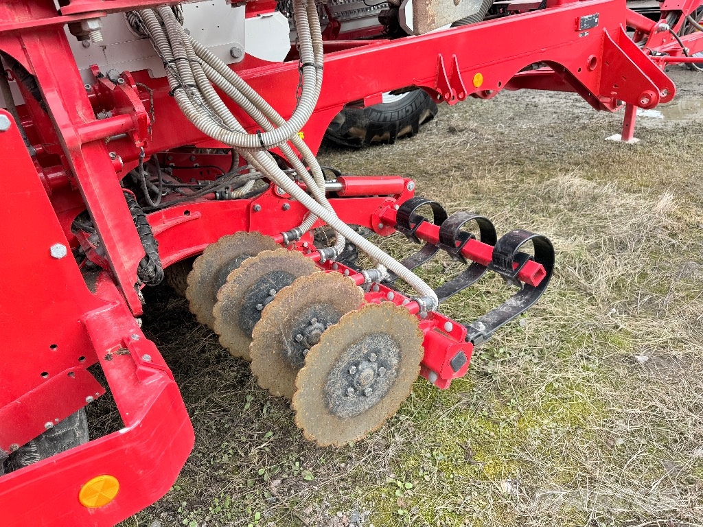 Pöttinger Terrasem V 4000 Z Classic Комбинирани редосеялки