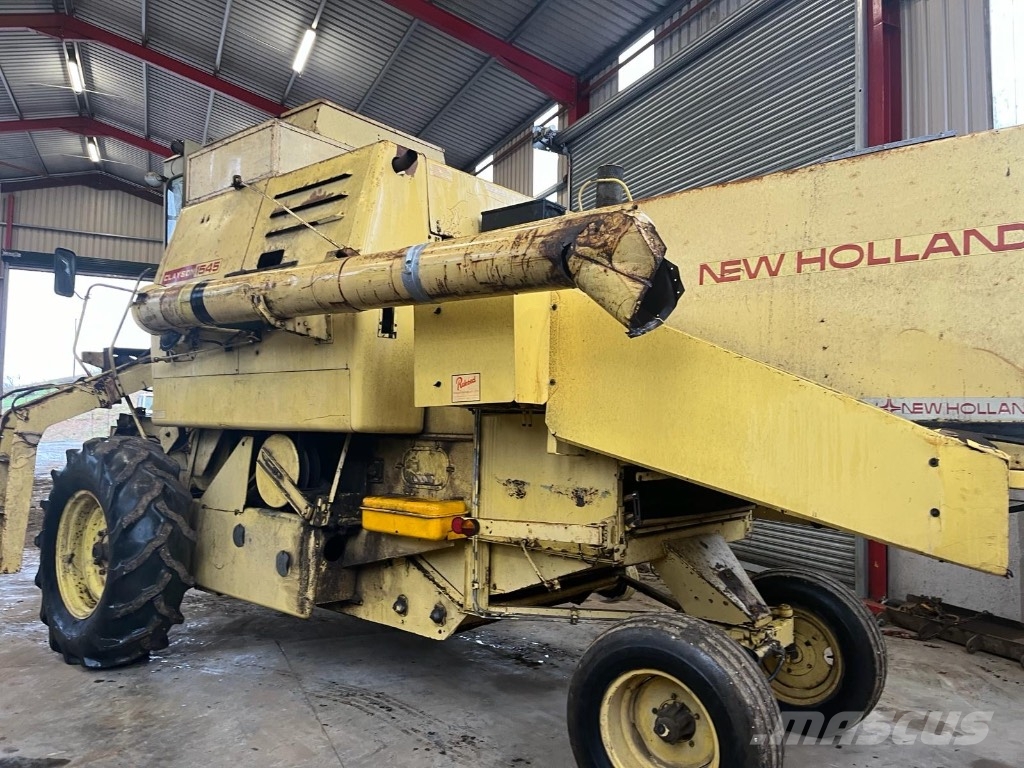 New Holland 1545 Skurtreskere