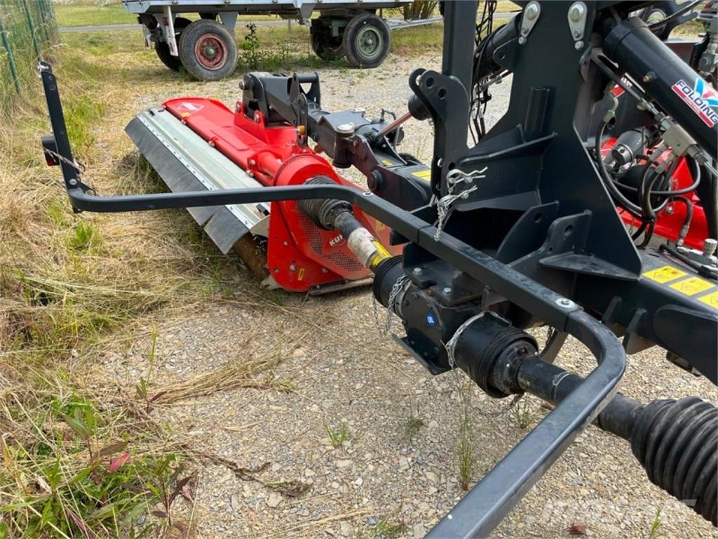 Kuhn BP 8300 Falciatrici/cimatrici per pascoli