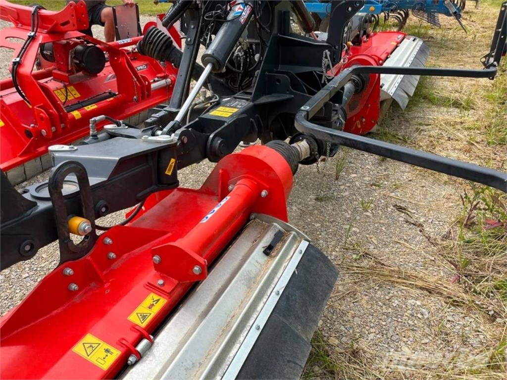 Kuhn BP 8300 Falciatrici/cimatrici per pascoli