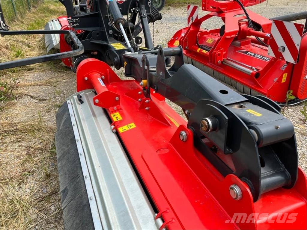 Kuhn BP 8300 Falciatrici/cimatrici per pascoli