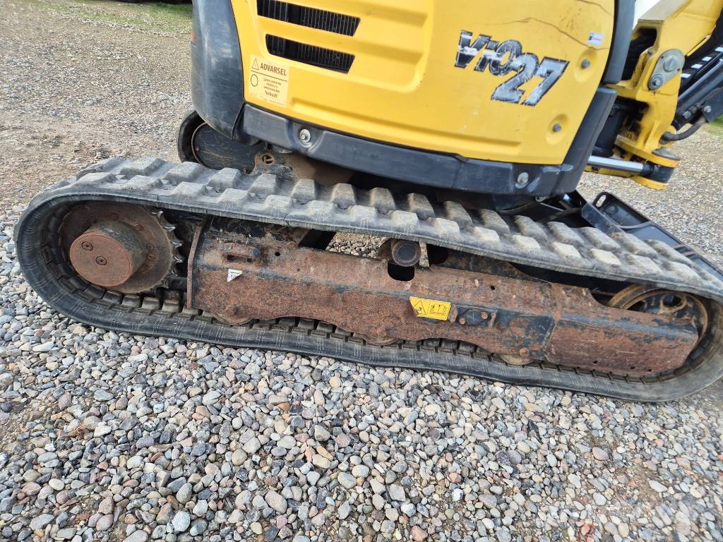 Yanmar Vio 27-6 // Powertilt // 4 buckets Minigravemaskiner