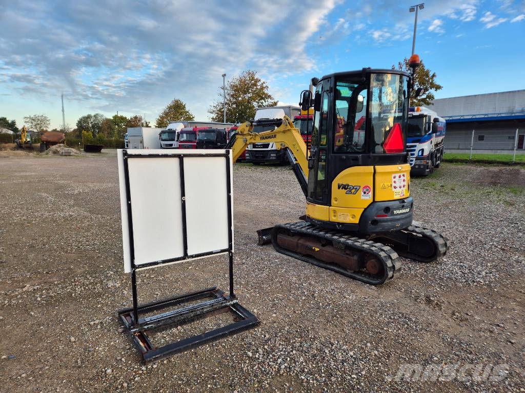 Yanmar Vio 27-6 // Powertilt // 4 buckets Minigravemaskiner