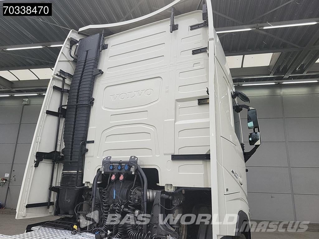 Volvo FH 500 4X2 XL 2x Tanks I-ParkCool ACC Sadulveokid