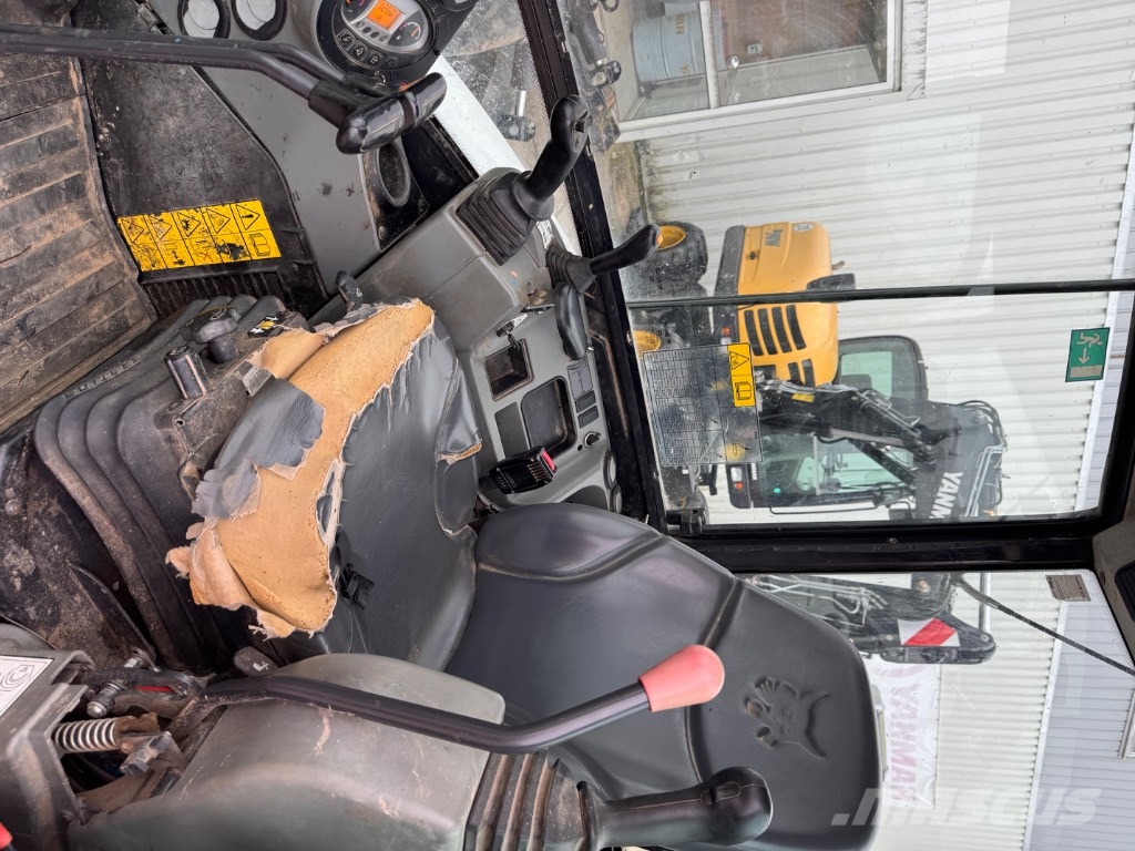 Bobcat E35Z (11506) حفارات صغيرة أقل من 7 طن (حفارات صغيرة)