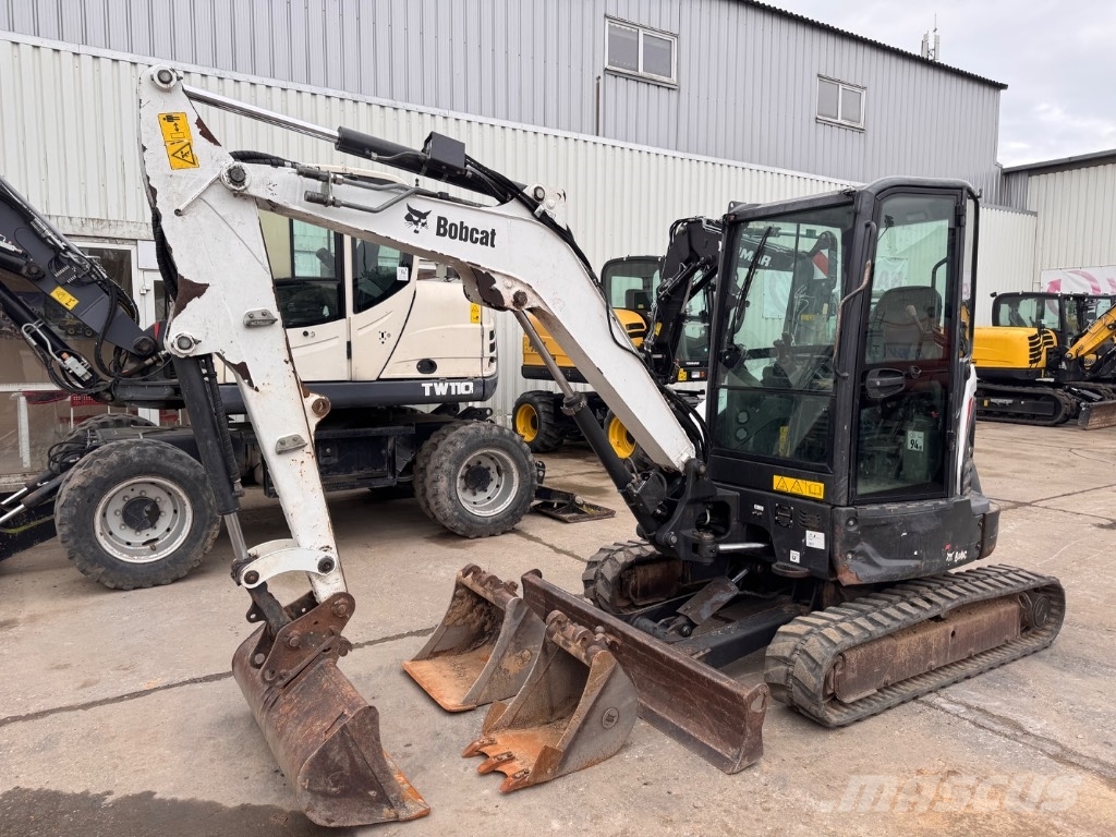 Bobcat E35Z (11506) حفارات صغيرة أقل من 7 طن (حفارات صغيرة)