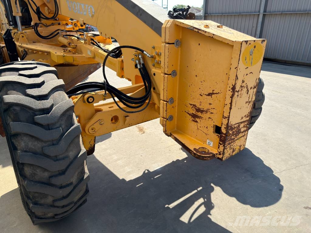 Volvo G946 - AWD Tiehöylät