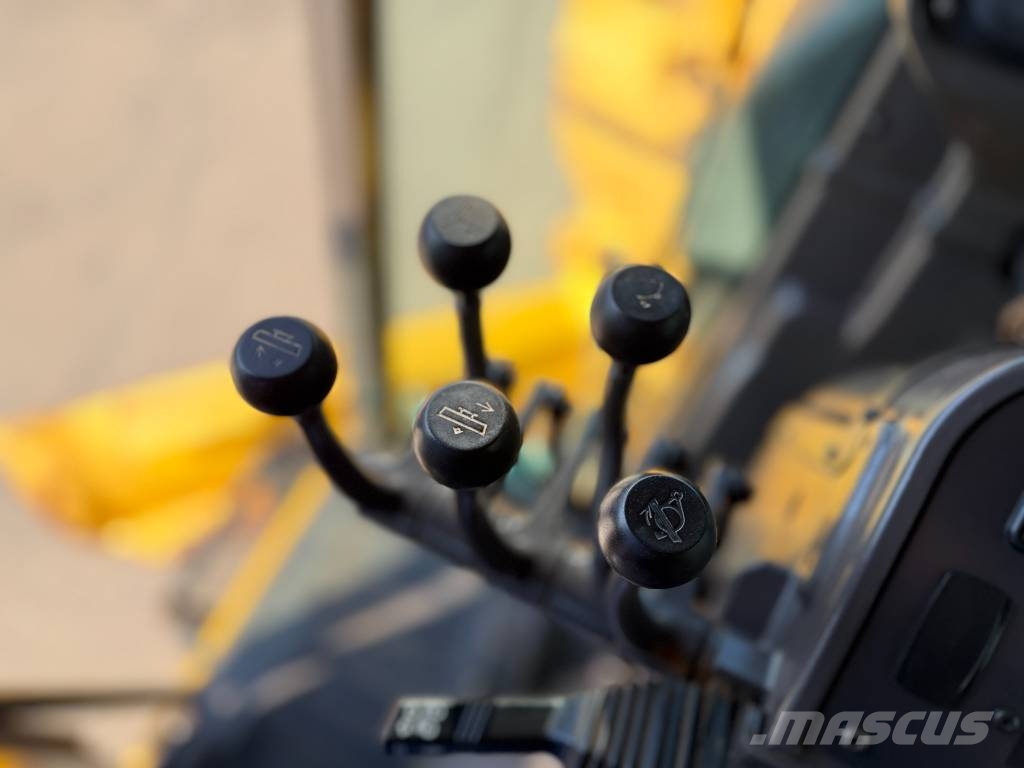 Volvo G946 - AWD Tiehöylät