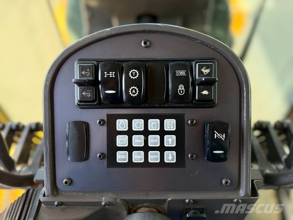 Volvo G946 - AWD Tiehöylät